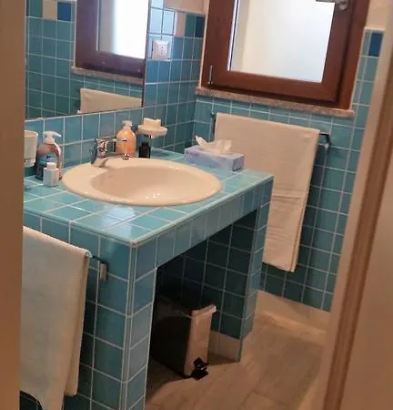 ベッド・アンド・ブレックファスト Cala Caterina Bay ヴィッラシミーウス