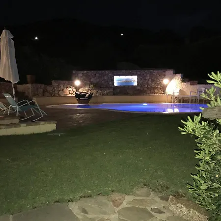 Cala Caterina Bay * ヴィッラシミーウス