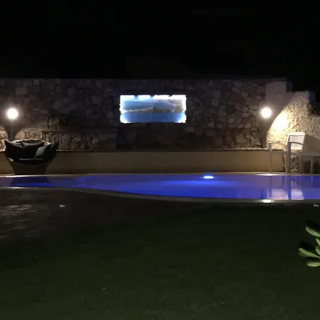 Alojamento de Acomodação e Pequeno-almoço Cala Caterina Bay *